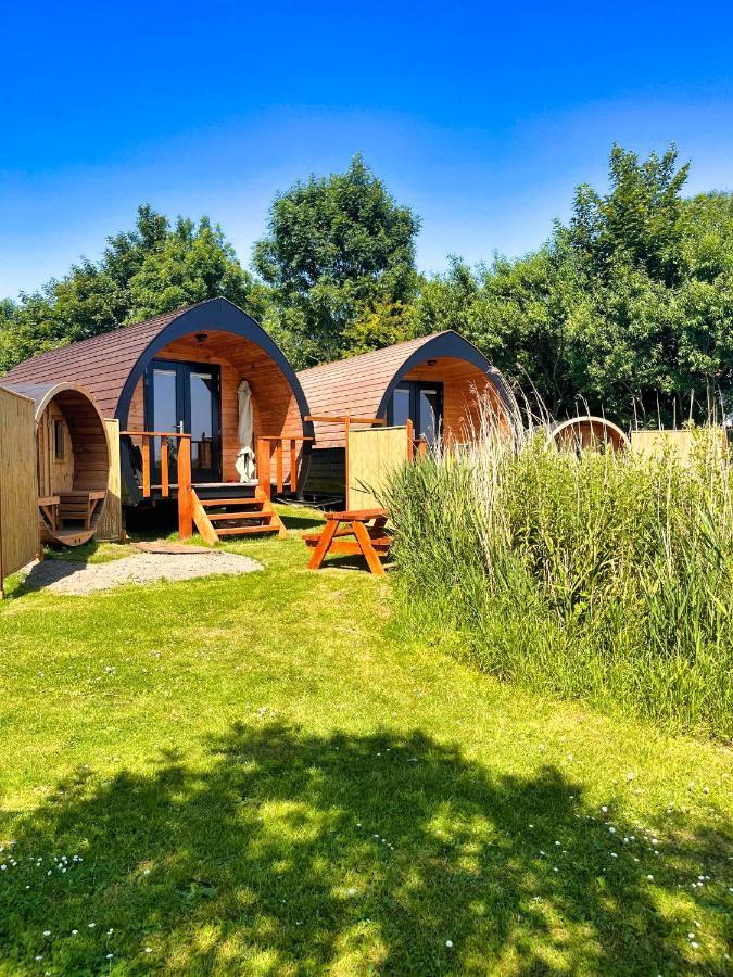 Pod Hotelkamer Aan Het Water Dokkum Eksteriør bilde