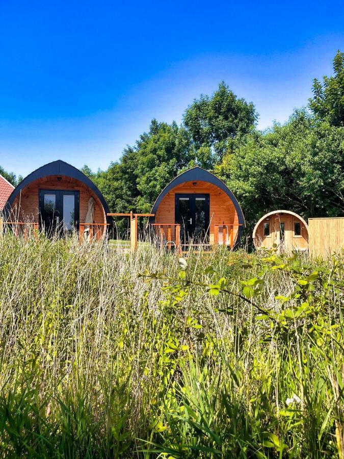 Pod Hotelkamer Aan Het Water Dokkum Eksteriør bilde