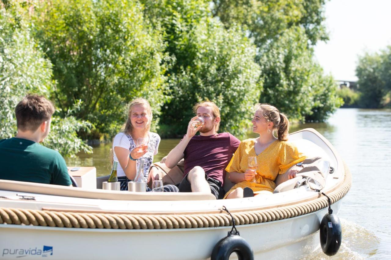 Pod Hotelkamer Aan Het Water Dokkum Eksteriør bilde