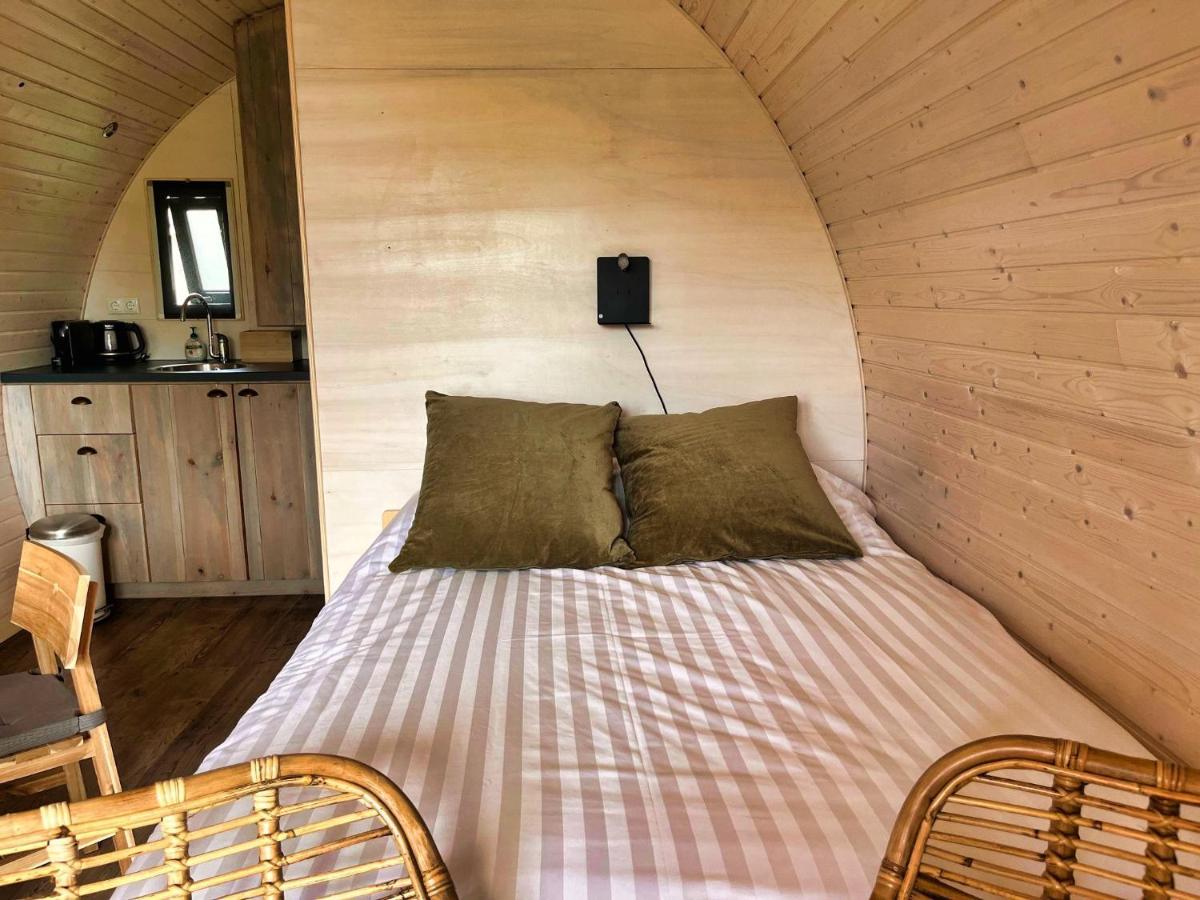 Pod Hotelkamer Aan Het Water Dokkum Eksteriør bilde
